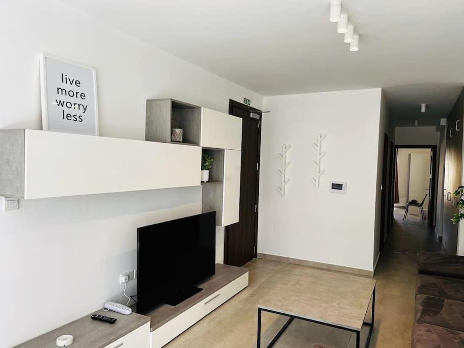 Sliema, Apt7, Stylish 2 Bedroom Apartment With Parking Eksteriør bilde